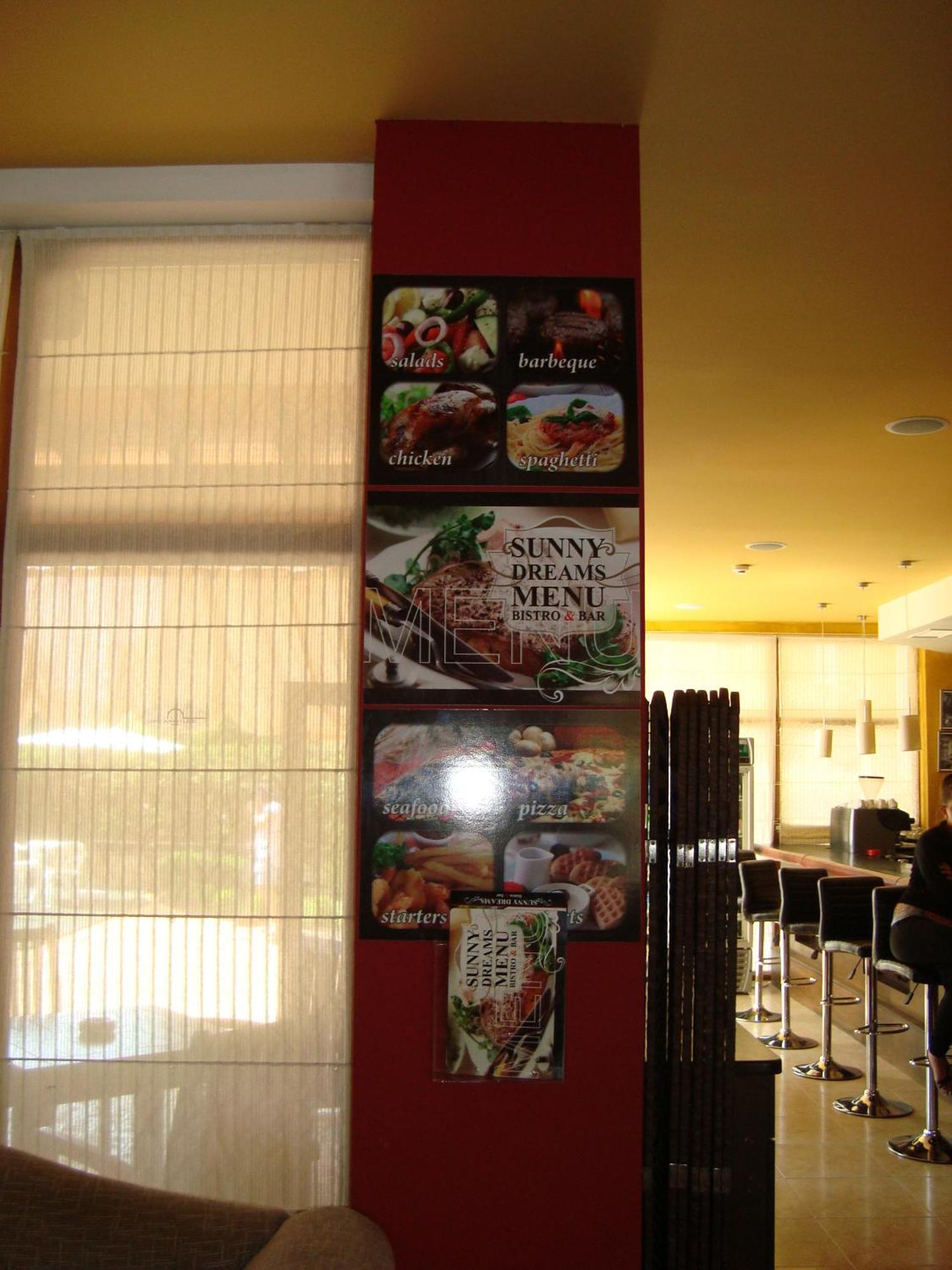 Complex Sunny Dreams Aparthotel Pantai Sunny Bagian luar foto